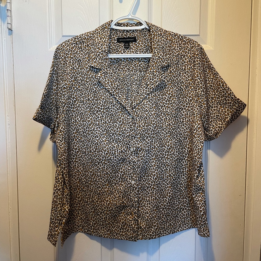 Banana Republic Leopard Print Button Down Shirt